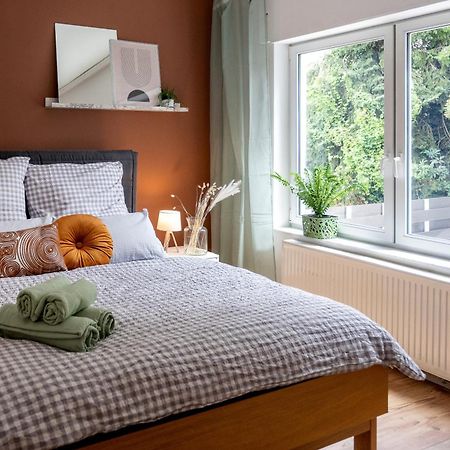 Wohlfuehlwohnung Mit 25 Qm Terrasse, Netflix Koblenz  Ngoại thất bức ảnh