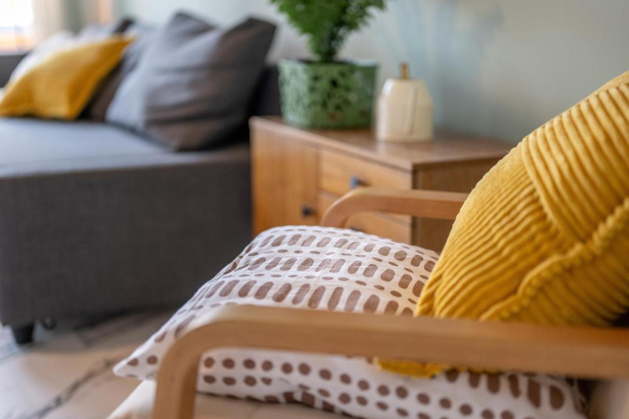 Wohlfuehlwohnung Mit 25 Qm Terrasse, Netflix Koblenz  Ngoại thất bức ảnh