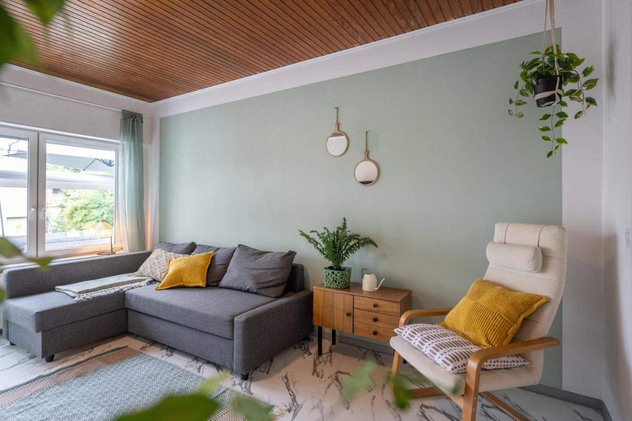 Wohlfuehlwohnung Mit 25 Qm Terrasse, Netflix Koblenz  Ngoại thất bức ảnh